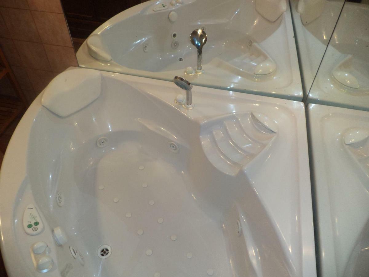 Jacuzzi Quo Vadis Apartment Rome Exterior photo